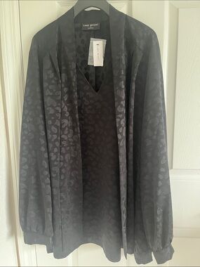 Lane Bryant Black Satin Leopard-Print Blouse with V-Neck and Tie Chic Flowy Sexy